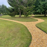 steelscapes-steel-edged-paths-300x300